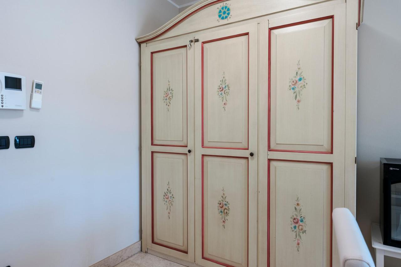 Apt24 - Relais Du - With Pool Aparthotel Desenzano del Garda