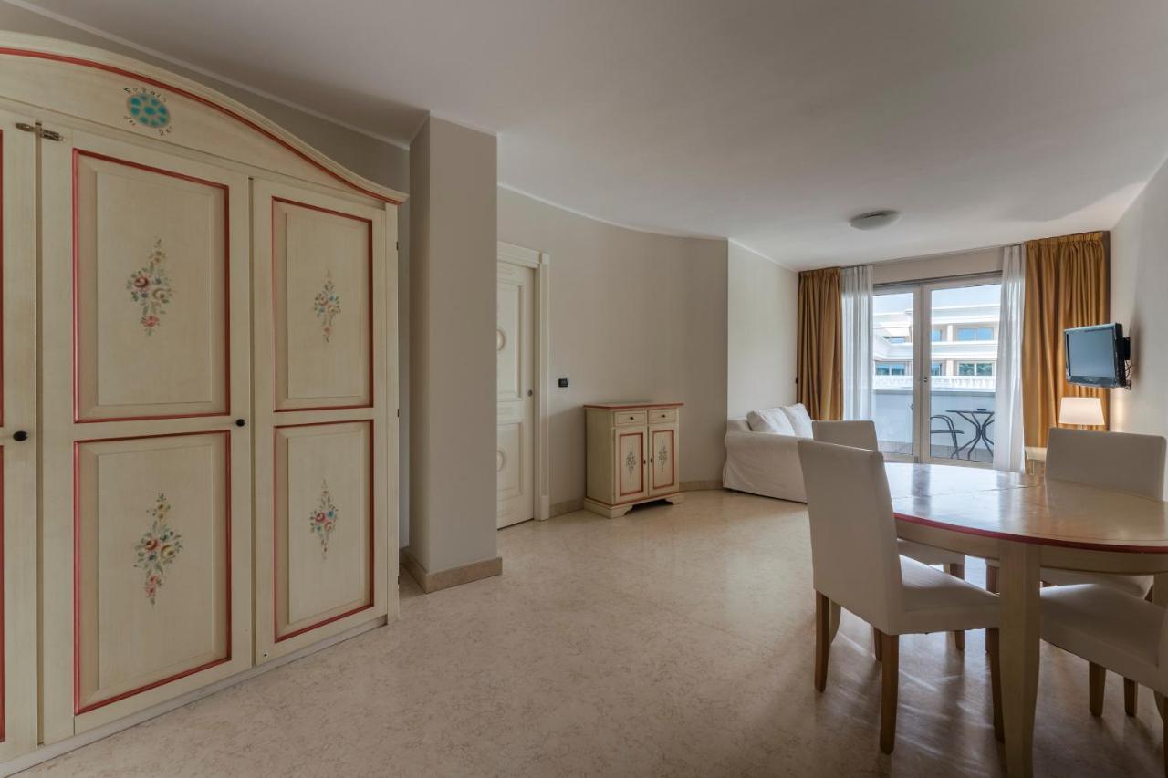 Apt24 - Relais Du - With Pool Aparthotel Desenzano del Garda