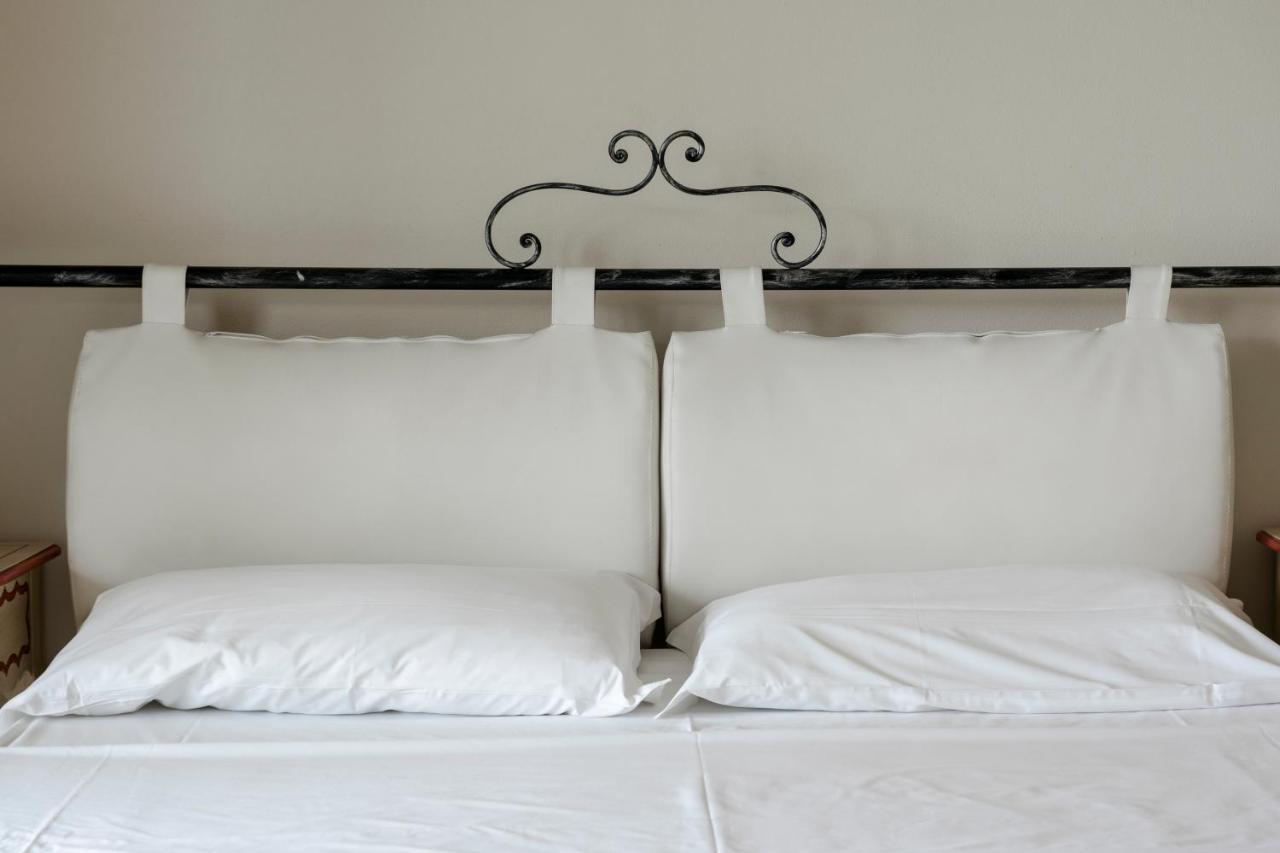 Aparthotel Apt24 - Relais Du - With Pool Desenzano del Garda